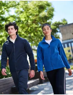 818_17_446_m-2025_01.jpg 2