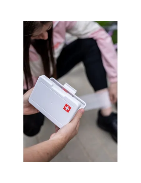 Apteczka w plastikowym opakowaniu, 64 el. | Ramona-V7249